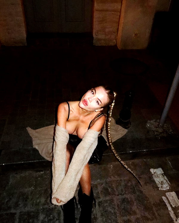 lllizaaa.8 instagram image archive image