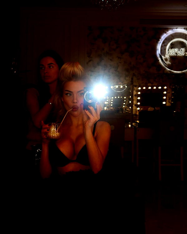 lllizaaa.8 instagram image archive image