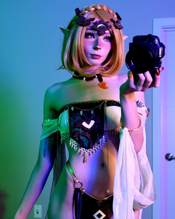 lola.luvgood.cosplay instagram image archive image