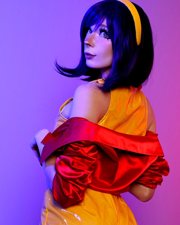 lola.luvgood.cosplay instagram image archive image