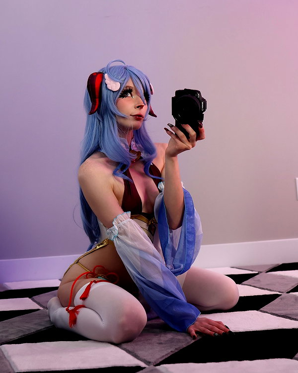 lola.luvgood.cosplay instagram image archive image