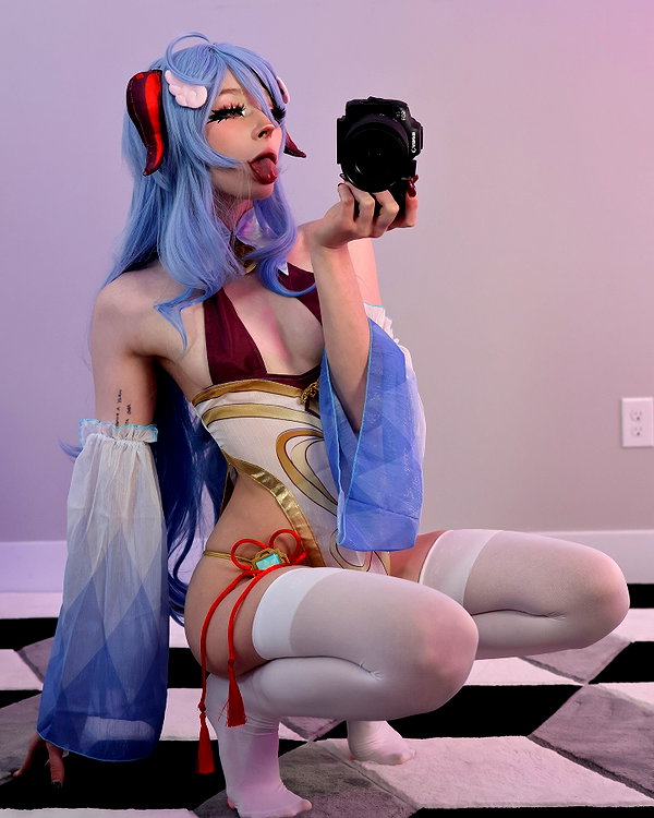 lola.luvgood.cosplay instagram image archive image