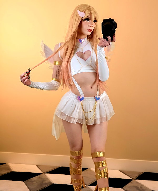 lola.luvgood.cosplay instagram image archive image