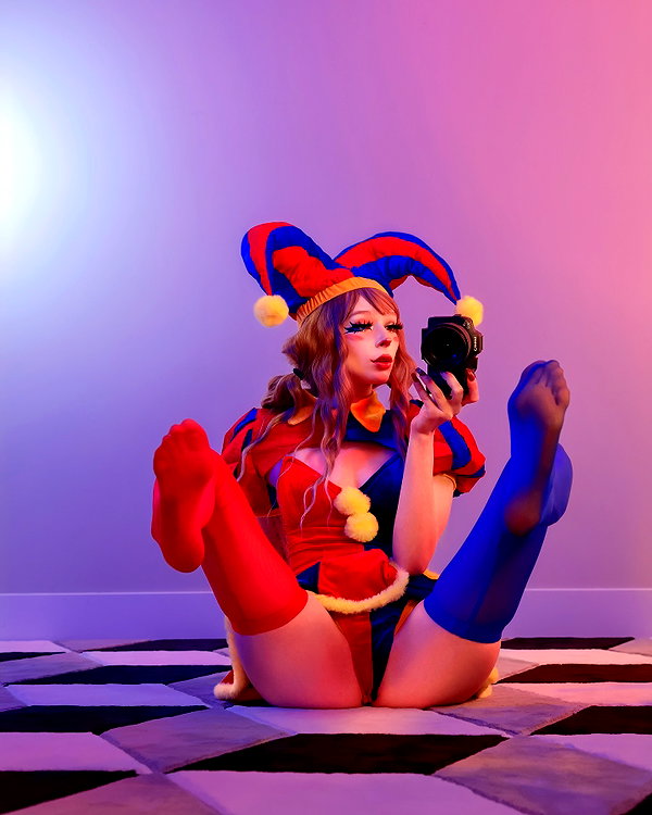lola.luvgood.cosplay instagram image archive image