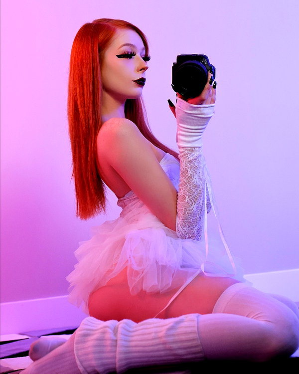 lola.luvgood instagram image archive image