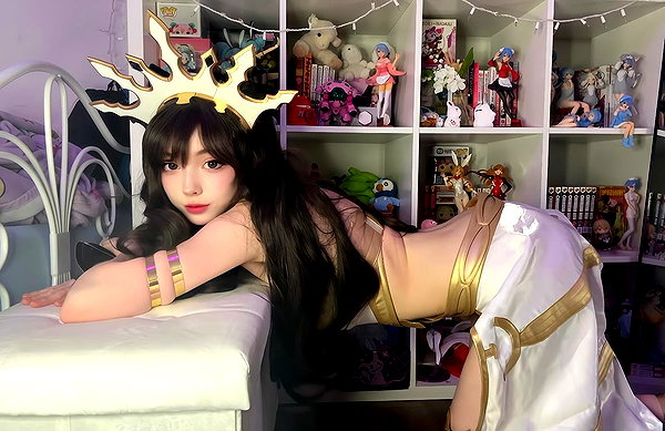 lolyomie instagram image archive image