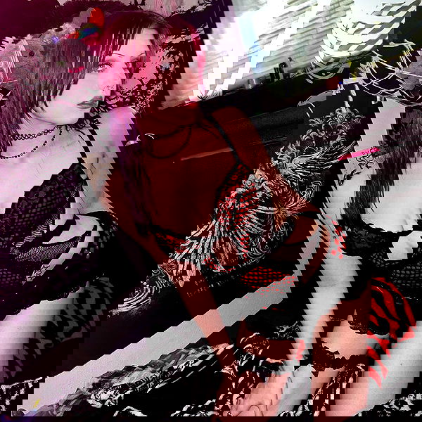 lov3r_lilly lov3r_lilly archive image