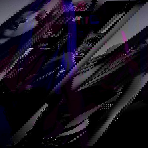 lov3r_lilly lov3r_lilly archive image