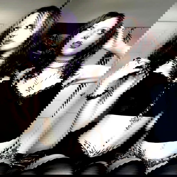 lov3r_lilly lov3r_lilly archive image