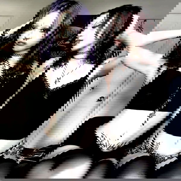 lov3r_lilly lov3r_lilly archive image