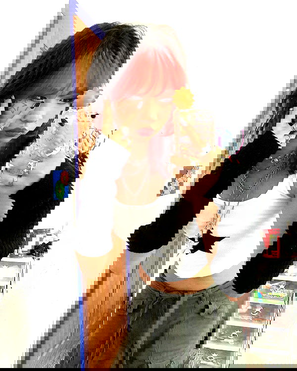 lovemeize lovemeize archive image