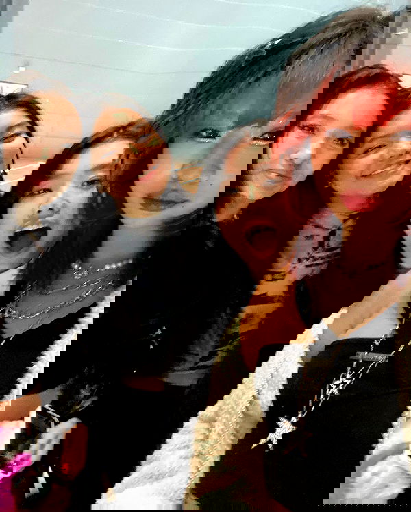 lovemeize lovemeize archive image