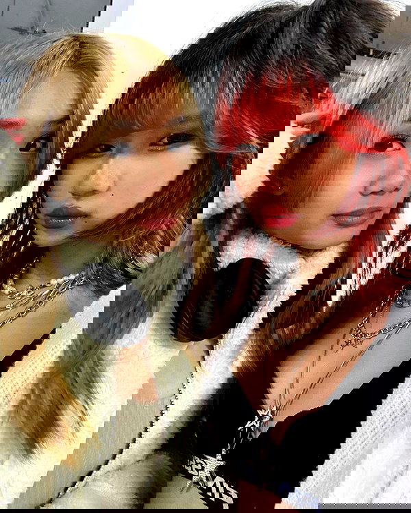 lovemeize lovemeize archive image