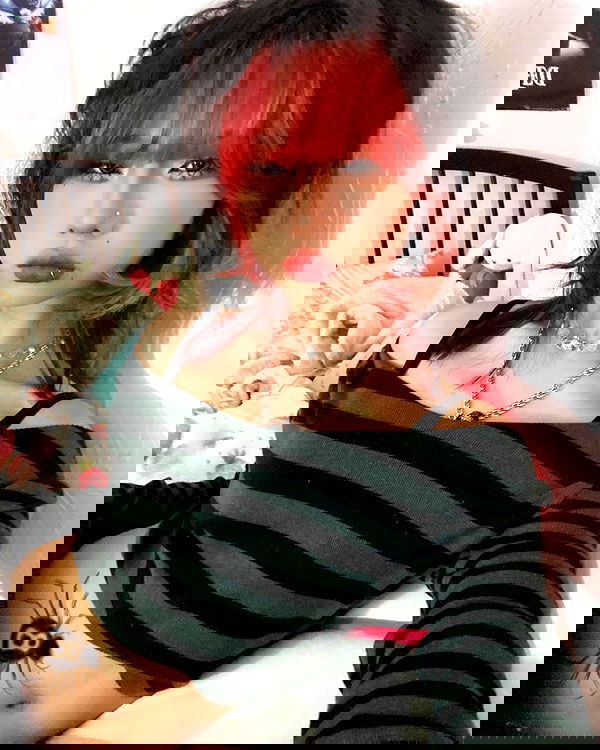 lovemeize lovemeize archive image