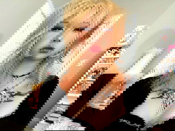 lovemeize lovemeize archive image