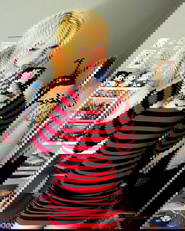 lovemeize lovemeize archive image