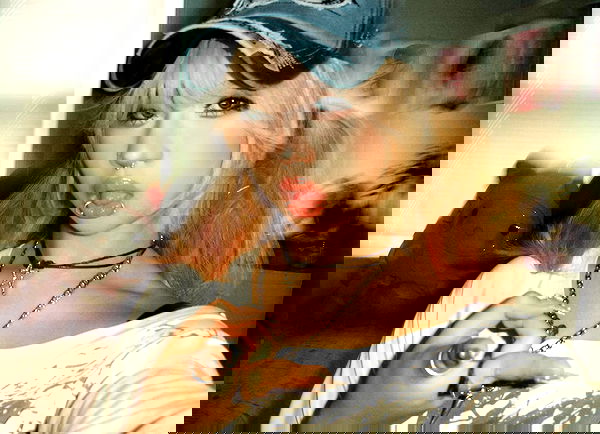 lovemeize lovemeize archive image