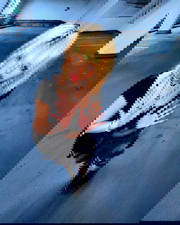 lovemeize lovemeize archive image