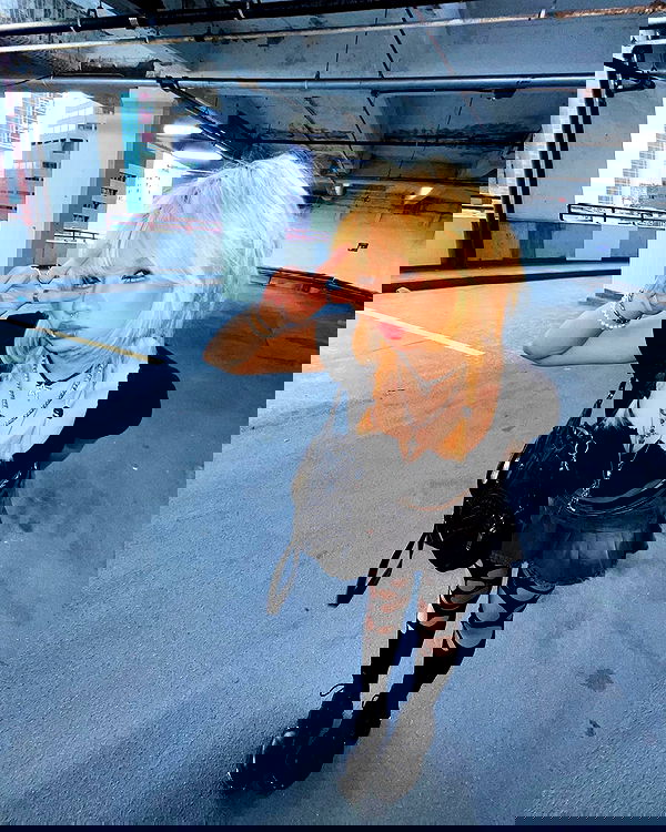 lovemeize lovemeize archive image