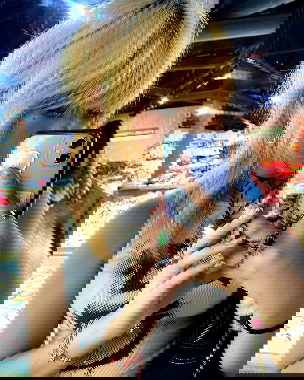 lovemeize lovemeize archive image