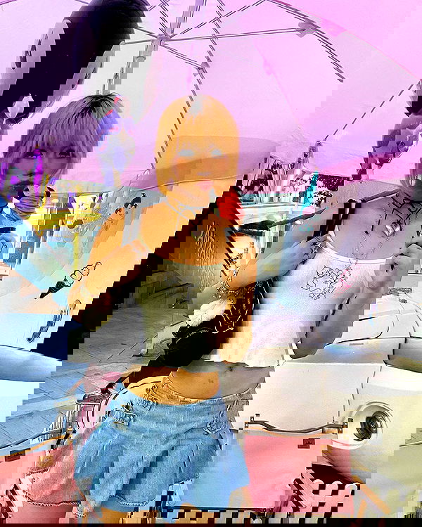 lovemeize lovemeize archive image