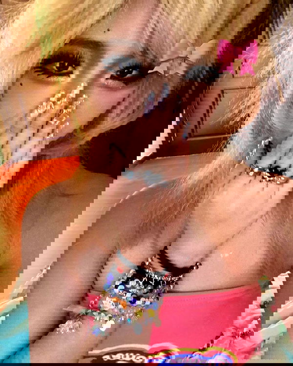 lovemeize lovemeize archive image