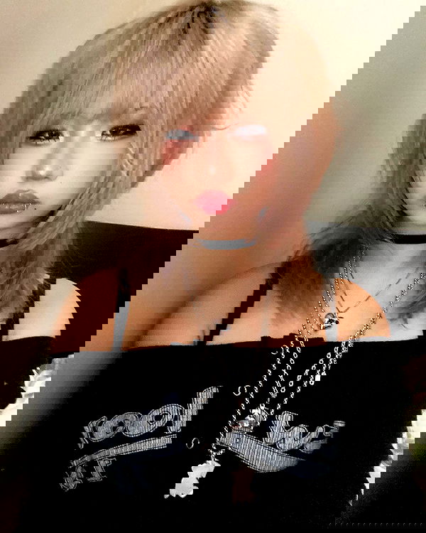 lovemeize lovemeize archive image