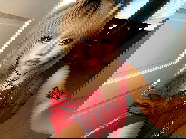 lovemeize lovemeize archive image