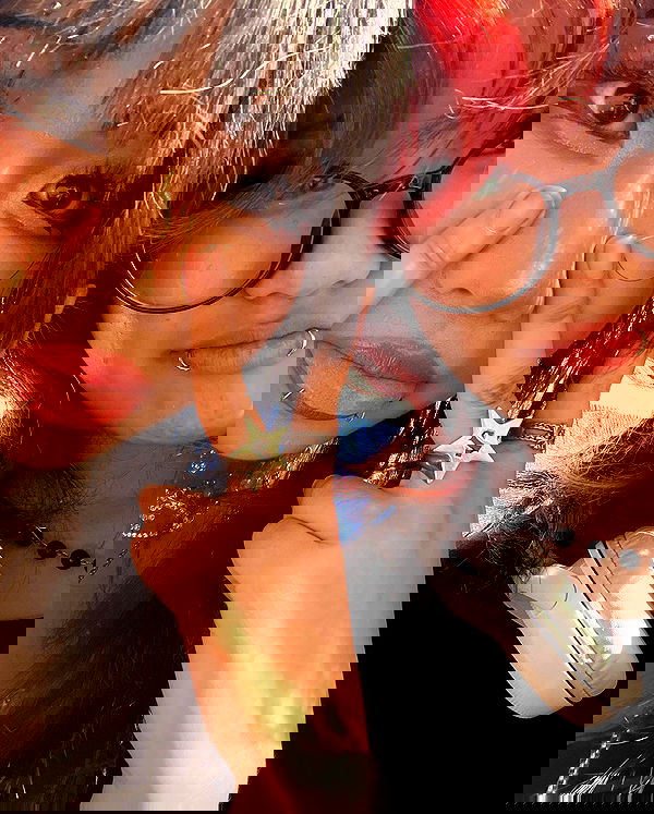 lovemeize lovemeize archive image