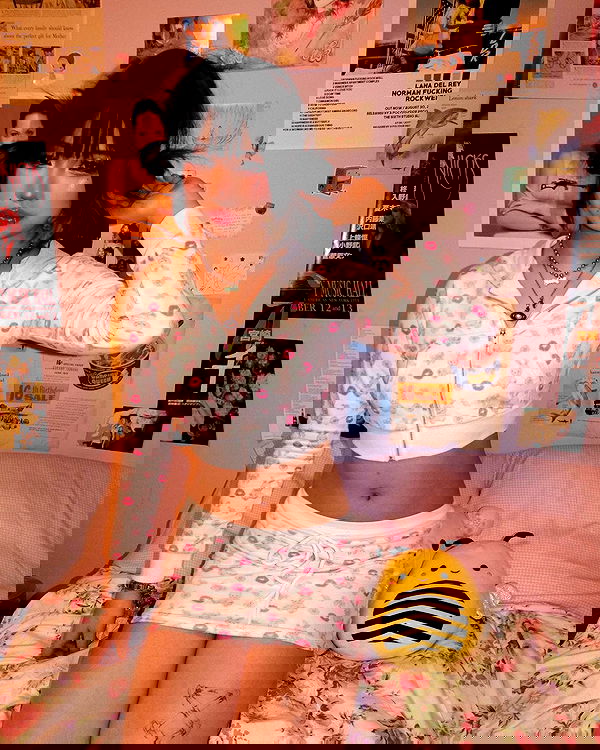 lovemeize lovemeize archive image