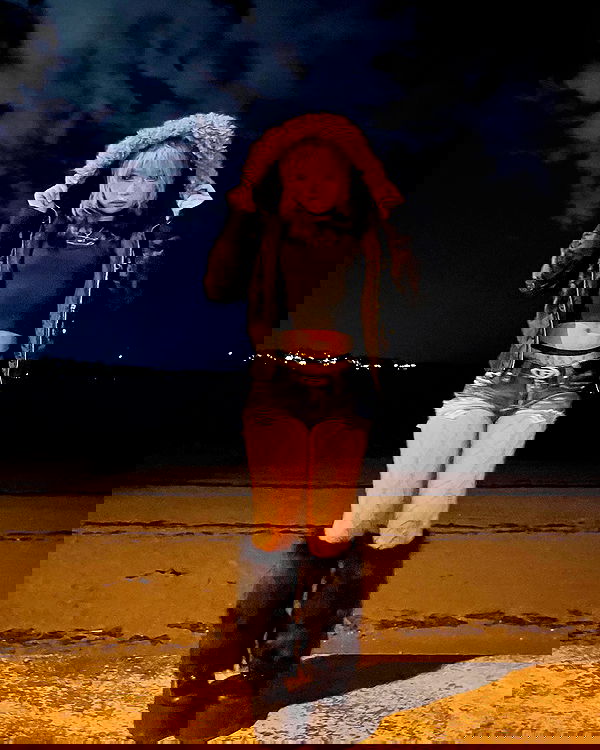 lovemeize lovemeize archive image