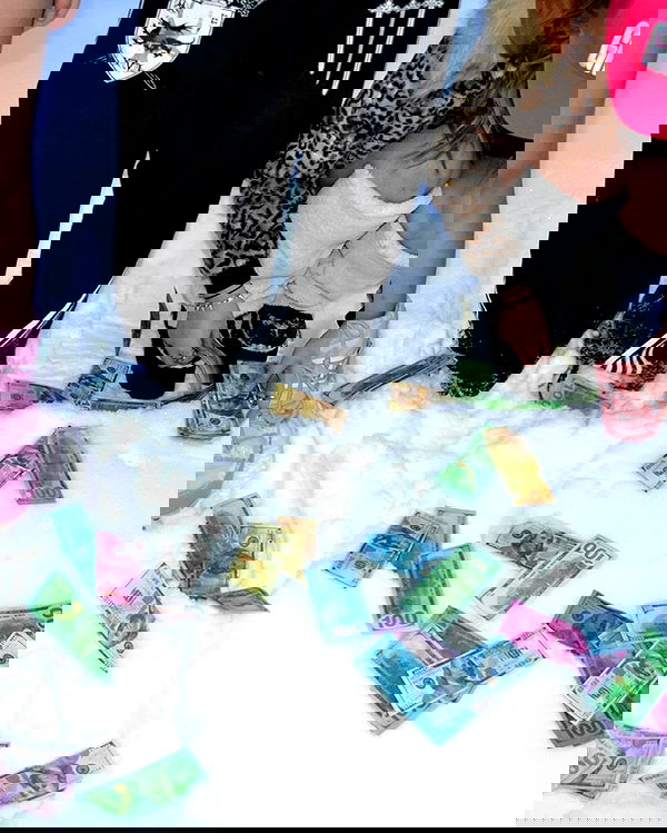 lovemeize lovemeize archive image