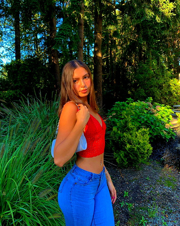 luciamanfredii instagram image archive image