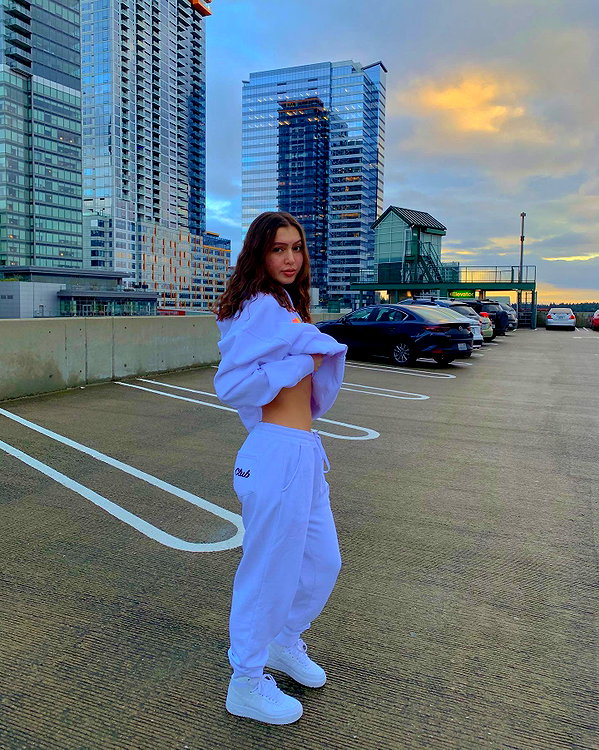 luciamanfredii instagram image archive image