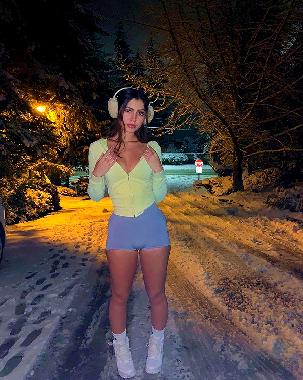 luciamanfredii instagram image archive image