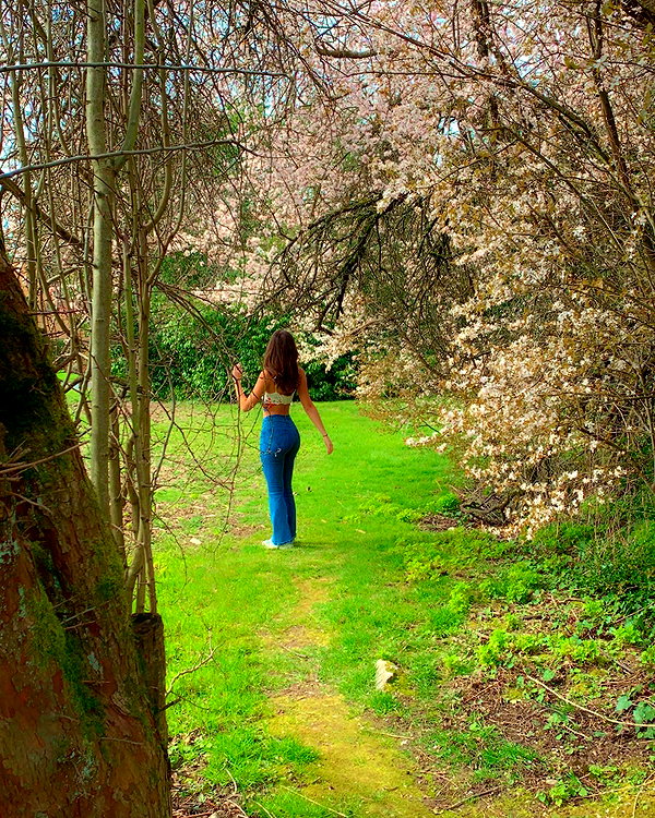 luciamanfredii instagram image archive image