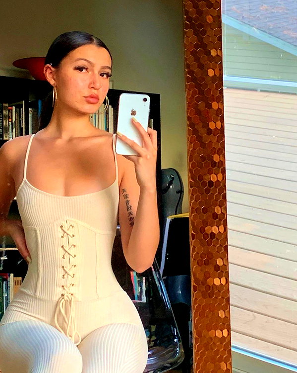 luciamanfredii instagram image archive image