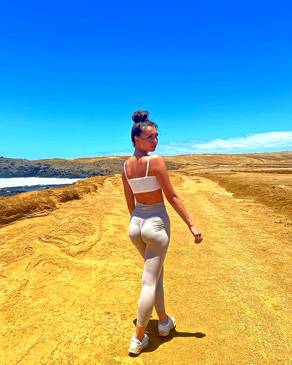 luciamanfredii instagram image archive image