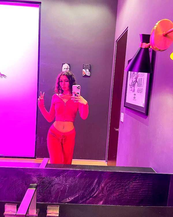luciamanfredii instagram image archive image