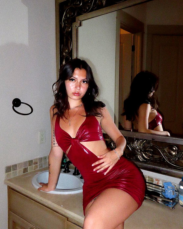 luciamanfredii instagram image archive image