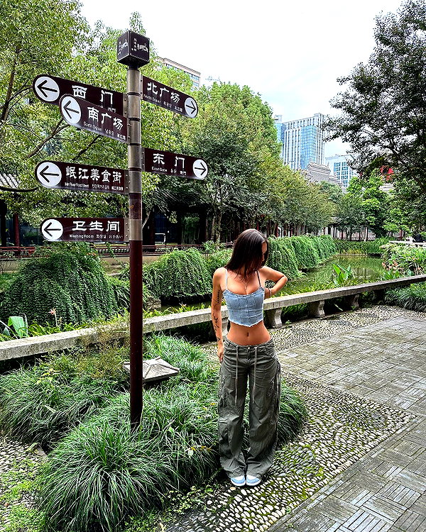luciamanfredii instagram image archive image