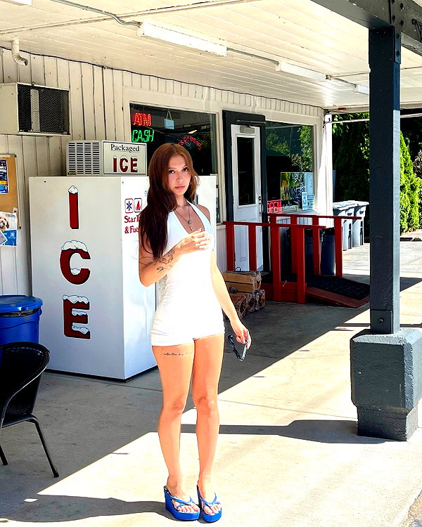 luciamanfredii instagram image archive image