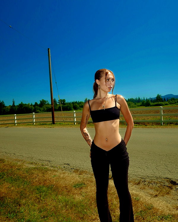 luciamanfredii instagram image archive image