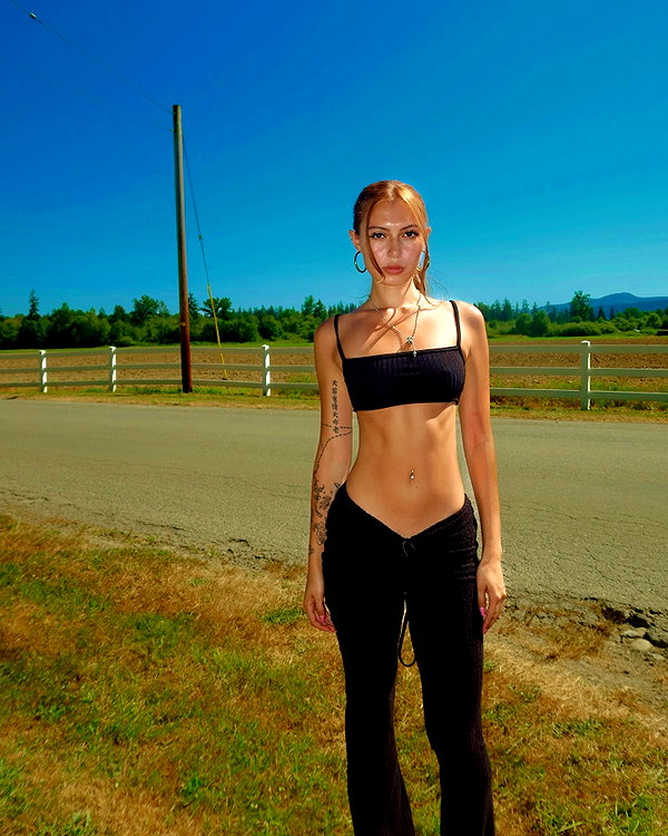 luciamanfredii instagram image archive image