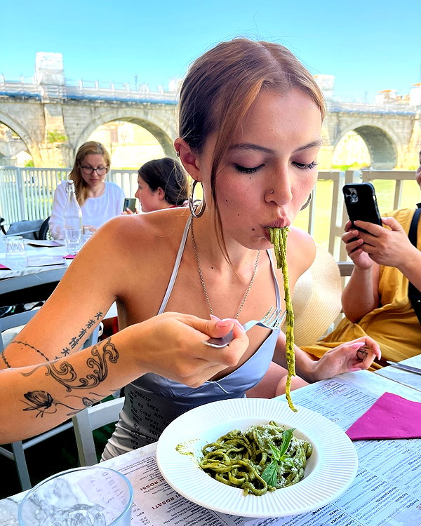 luciamanfredii instagram image archive image