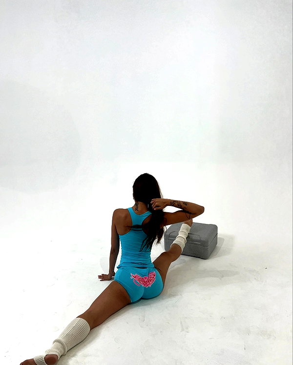 luciamanfredii instagram image archive image