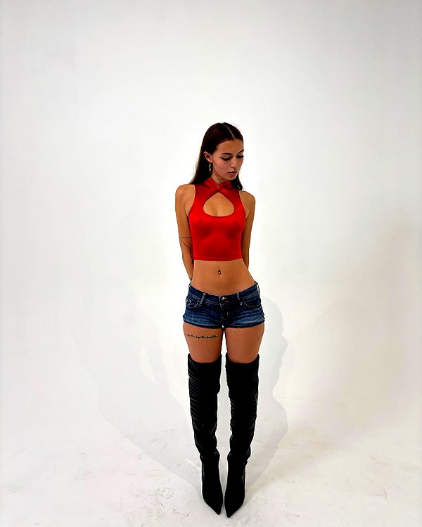 luciamanfredii instagram image archive image