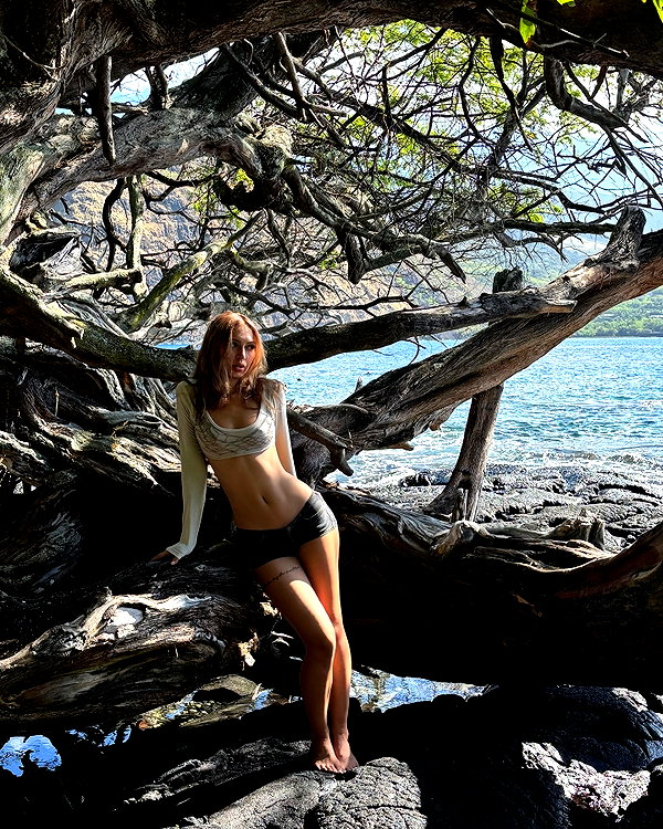 luciamanfredii instagram image archive image
