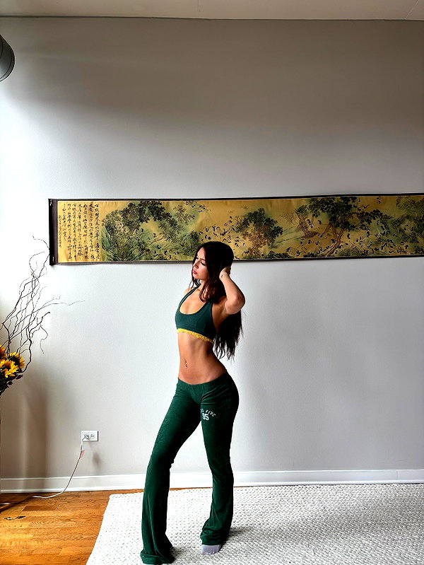 luciamanfredii instagram image archive image