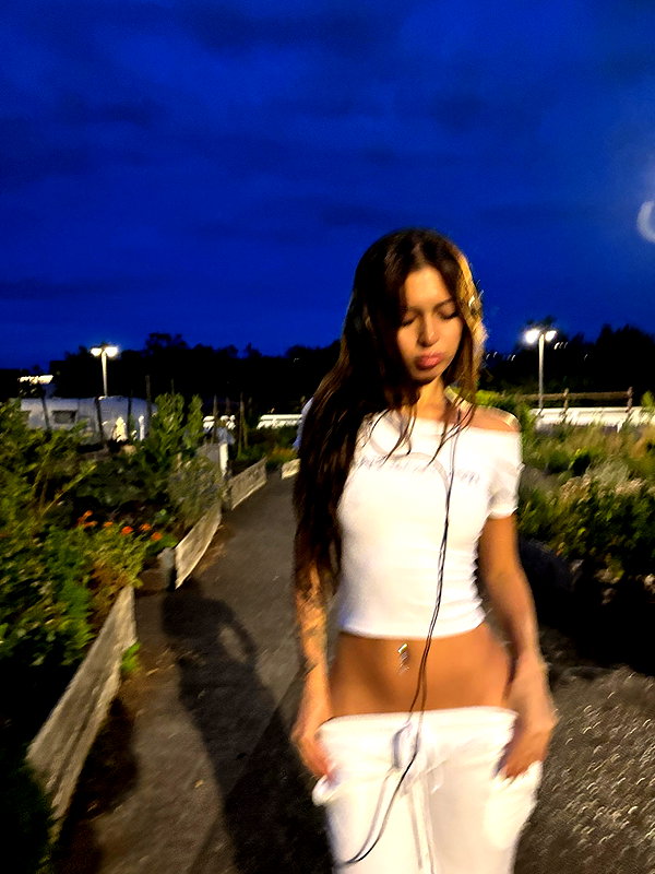 luciamanfredii instagram image archive image